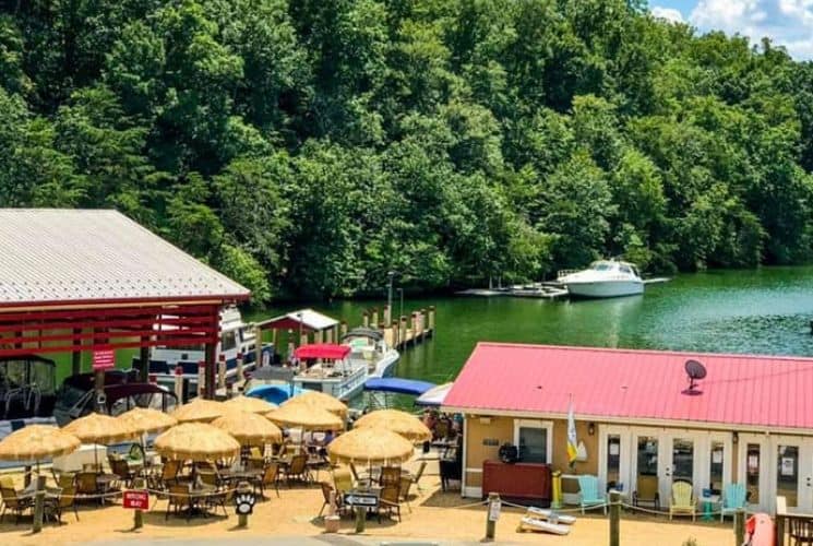 the view of Drifters restaurant at Smith Mountain Lake