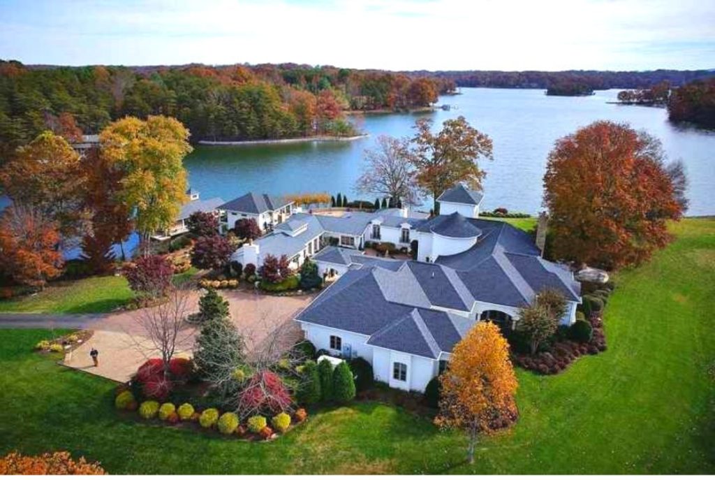 An estate at Smith Mountain Lake with colorful autumn foliage