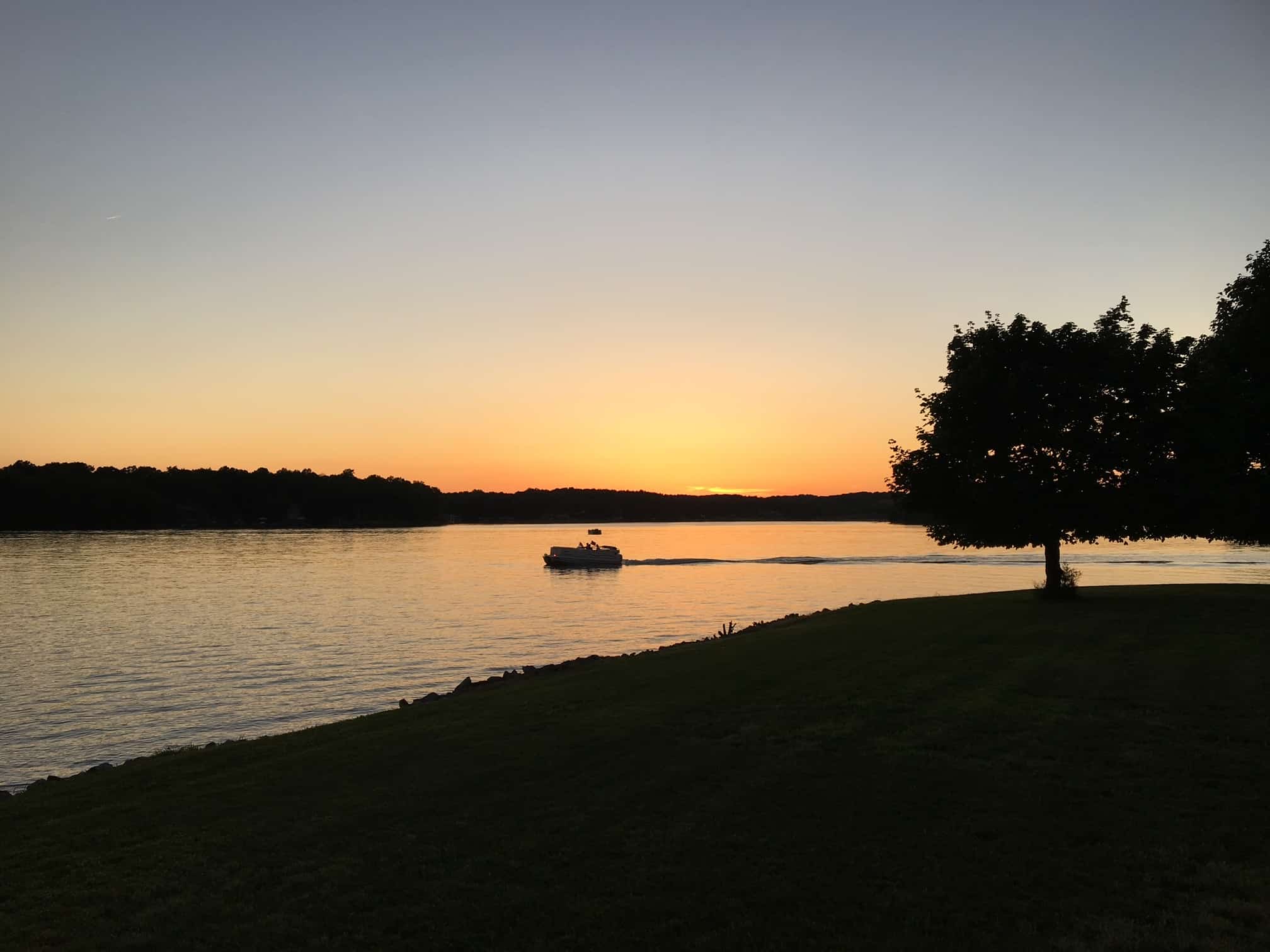 17 Expert Tips for Boating at Night on Smith Mountain Lake Smith Mountain Lake Insiders' Guide