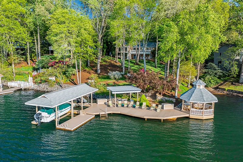 wake behind a boat at Smith Mountain Lake