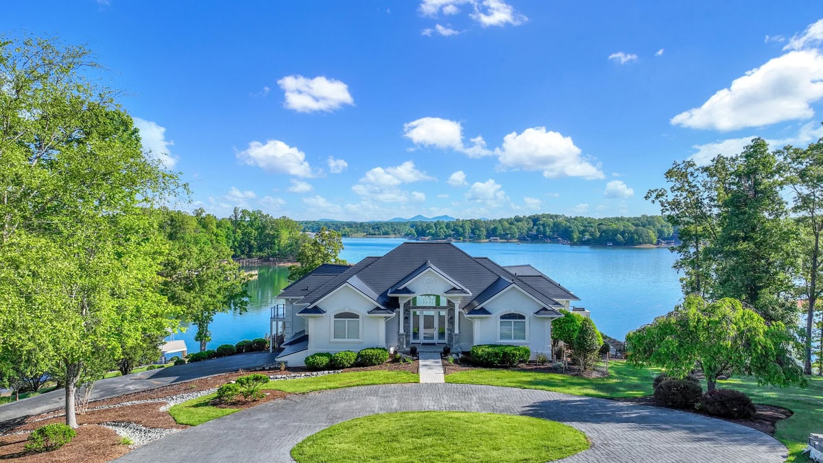 aerial view of the Ridley-Klucken home on the 2026 SML Charity Home Tour