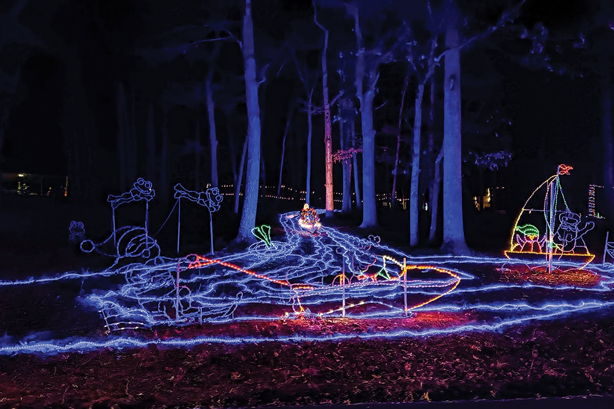 A family of runners dressed in fall colors starting the Turkey Trot at Smith Mountain Lake State Park.