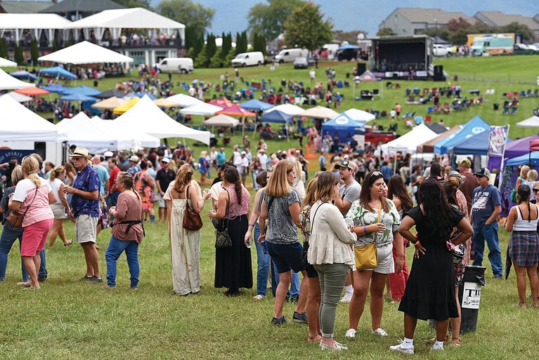 Crowds at the SML Wine Festival at Bernard's Landing