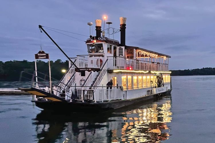 Virginia Dare Cruise Boat photo
